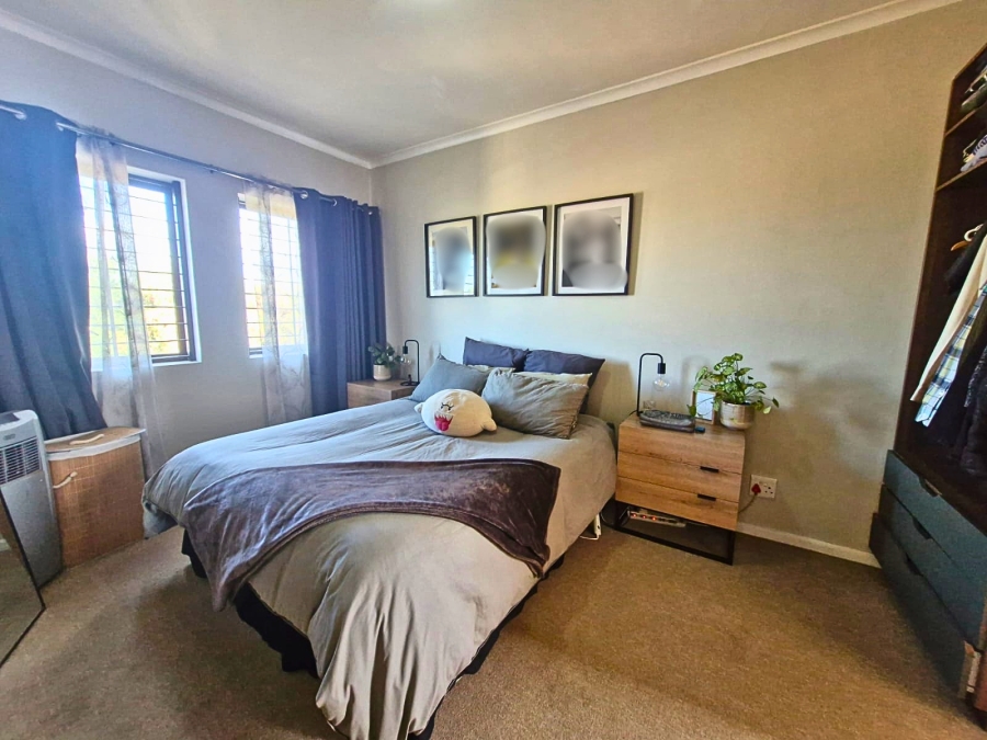 To Let 3 Bedroom Property for Rent in Langeberg Heights Western Cape